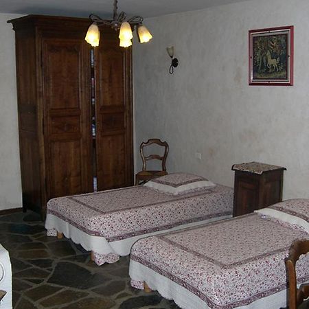 La Bergerie Bed and Breakfast Sainte-Eulalie-de-Cernon Værelse billede