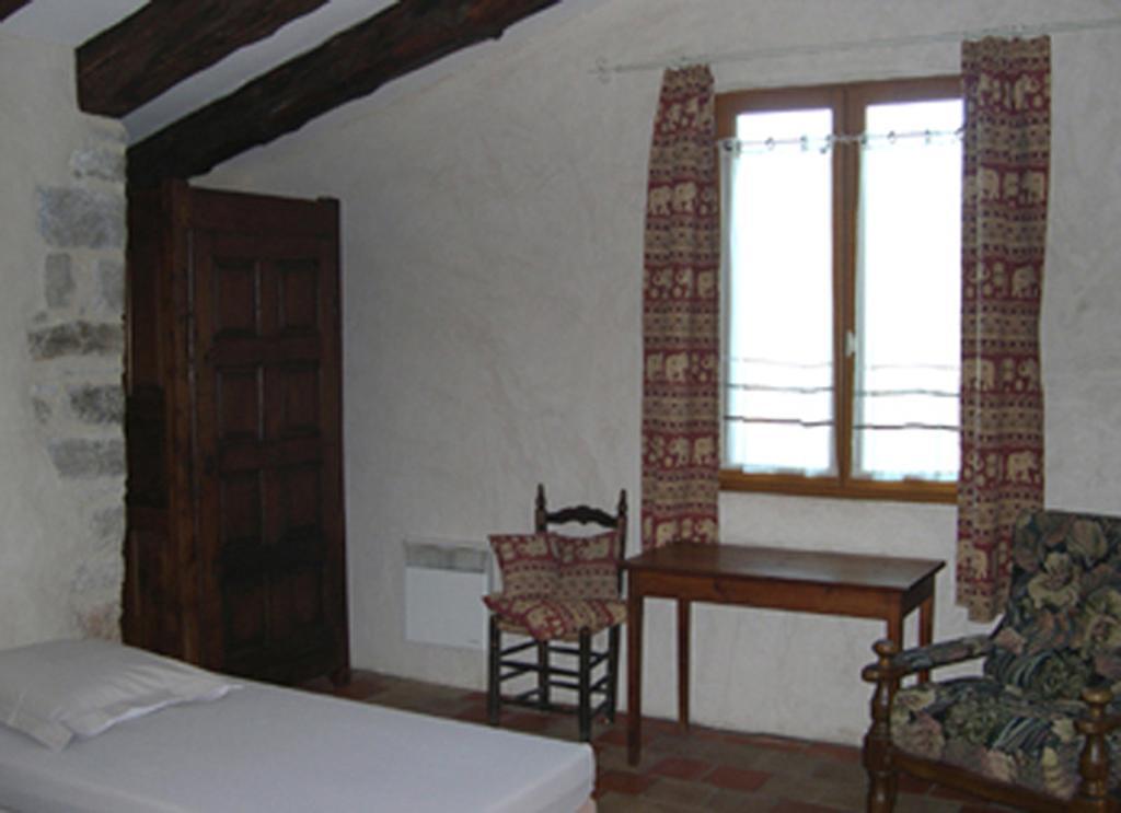 La Bergerie Bed and Breakfast Sainte-Eulalie-de-Cernon Værelse billede