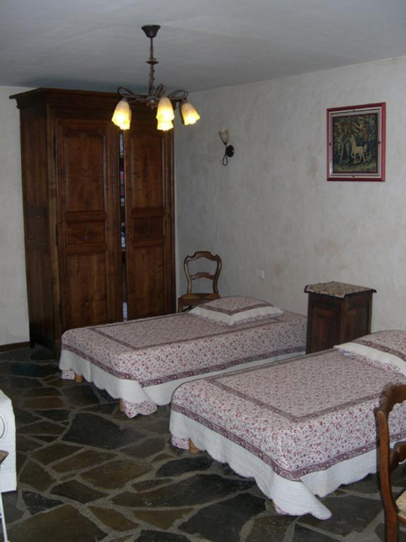 La Bergerie Bed and Breakfast Sainte-Eulalie-de-Cernon Værelse billede